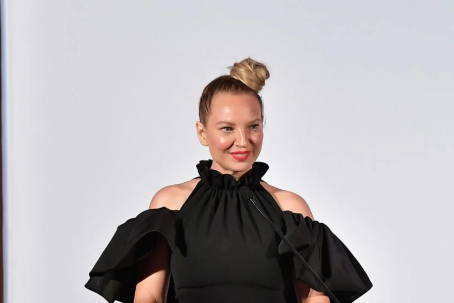 sia net worth