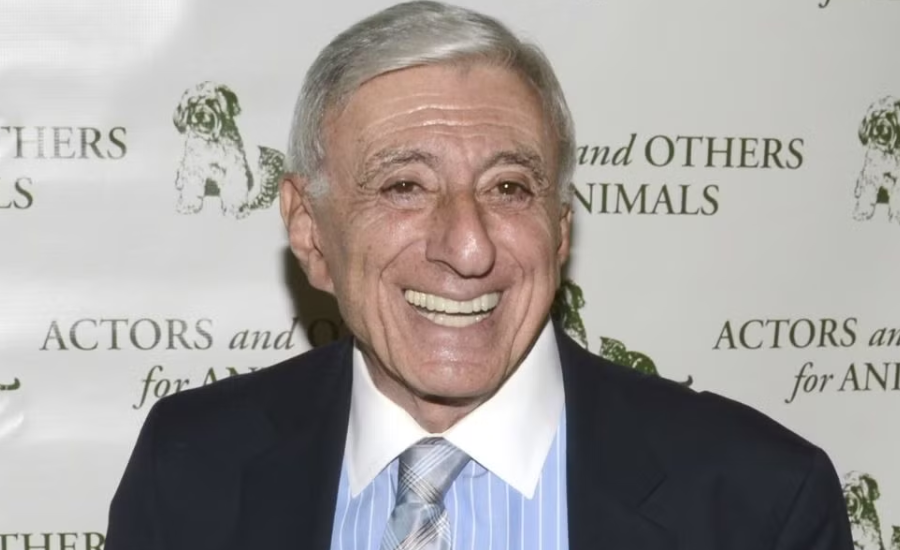 jamie farr net worth